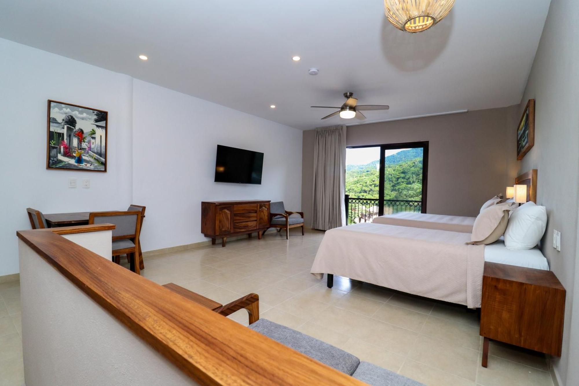 River Park Hotel Puerto Vallarta Exterior photo