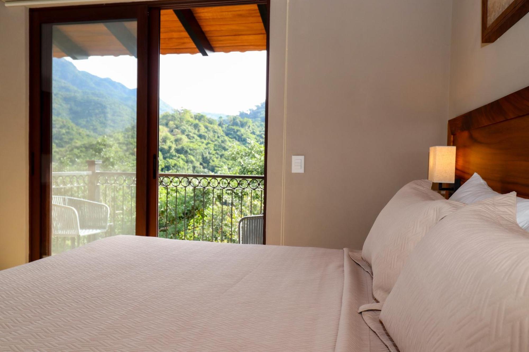 River Park Hotel Puerto Vallarta Exterior photo