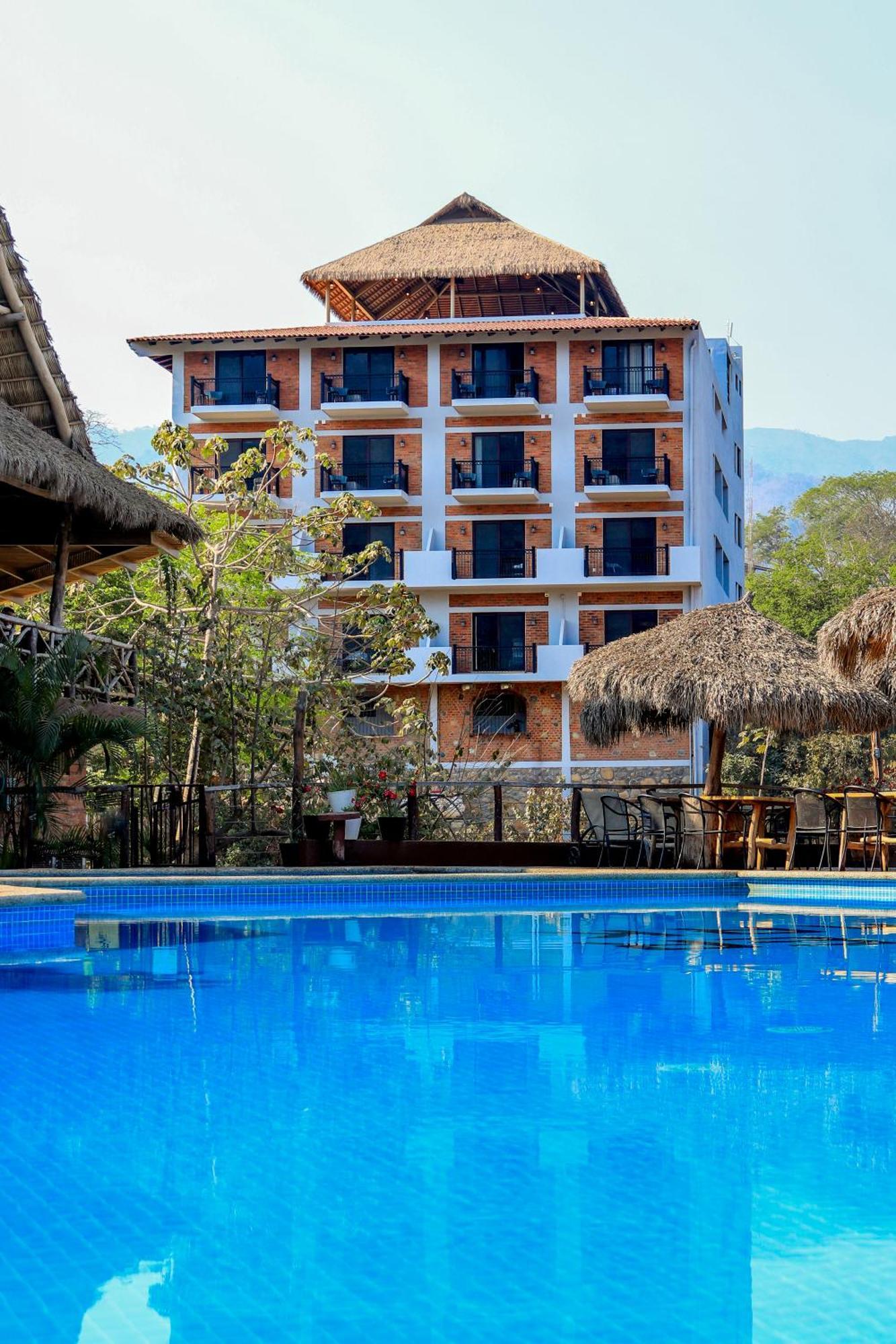 River Park Hotel Puerto Vallarta Exterior photo